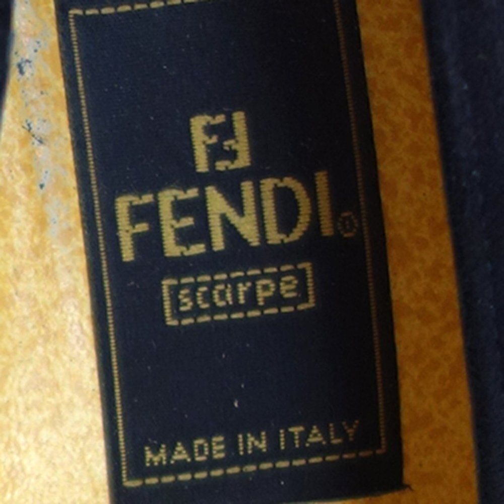 Authentic FENDI Vintage SCARPE Pumps Brown SUEDE Leather Stacked HEELS w/ LOGO! - Picture 7 of 11